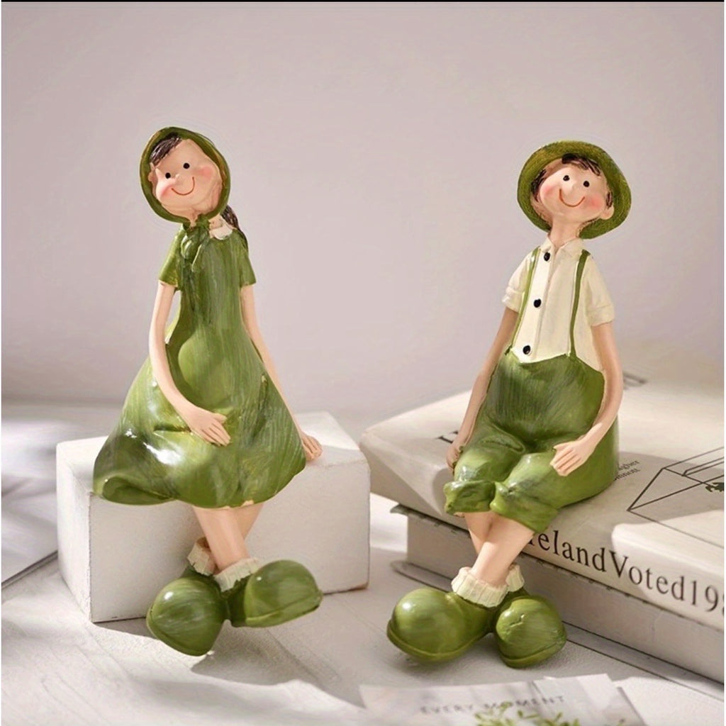 Hand-Painted Resin Figurine - Rustic Suitable for Use in Living Room,, Garden Statue with Green Suit & White Shirt Decor, Wedding Gift, Indoor\u002FOutdoor Decoration, Resin Ornament for Home or Lawn Care